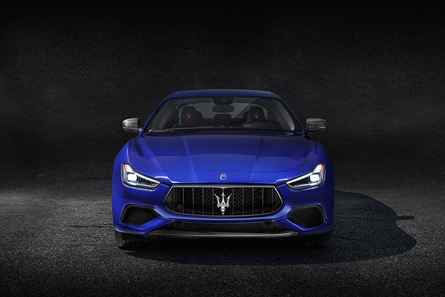2018 Maserati Ghibli Front Blue Exterior